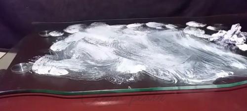 Чем отмыть водоэмульсионную краску со стекла. Чем отмыть краску от стекла