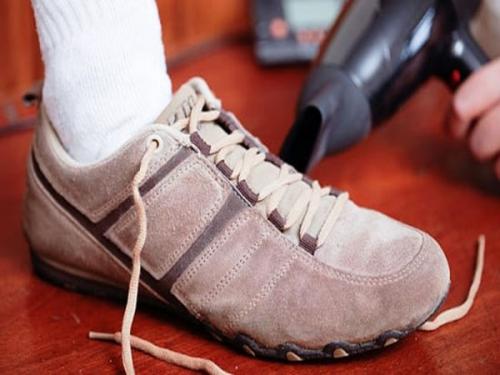 Как быстро разносить кроссовки. Чем и как можно растянуть кроссовки, действенные народные методы