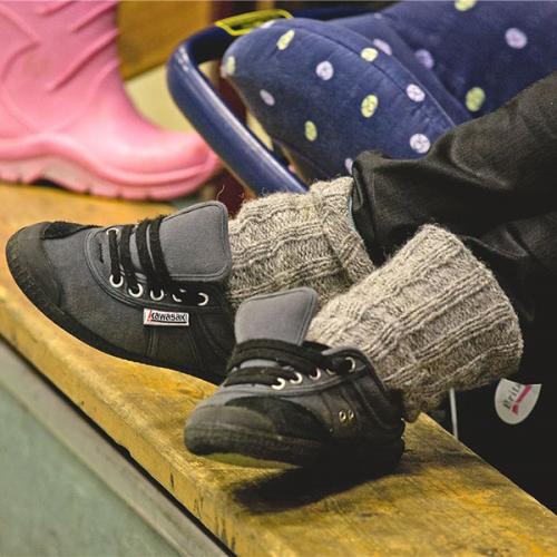 Как быстро разносить кроссовки. Чем и как можно растянуть кроссовки, действенные народные методы