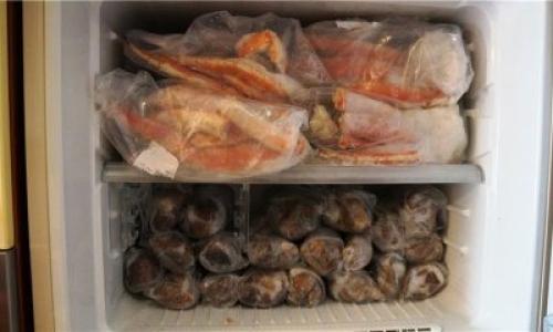 Сколько хранится вяленая рыба в холодильнике. Где держать дома?