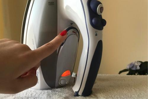 Как почистить утюг содой. Как почистить утюг от накипи – 3 способа