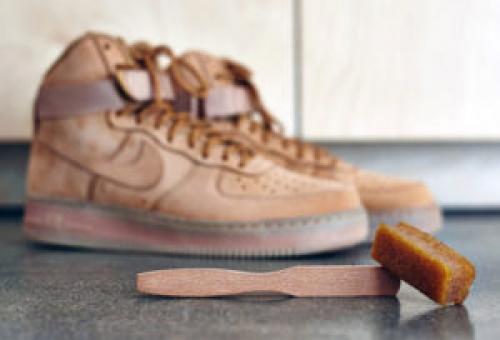 Как почистить замшевые кроссовки найк. Как правильно чистить замшевые кроссовки