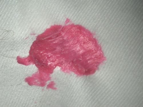 Как убрать слайм с черной одежды. Первые действия после обнаружения загрязнения