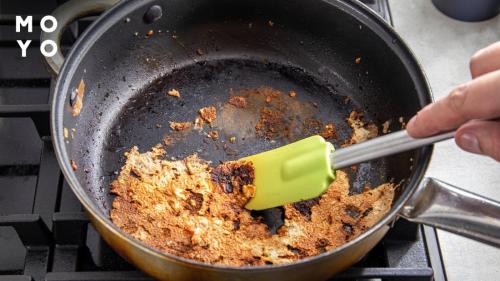 Как отмыть кастрюлю. Как отмыть пригоревшую кастрюлю: инструкции для разных материалов