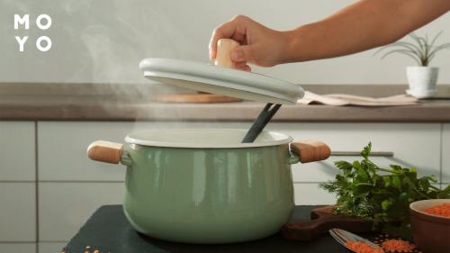 Как отмыть кастрюлю. Как отмыть пригоревшую кастрюлю: инструкции для разных материалов