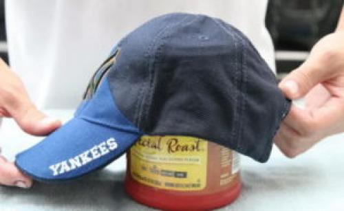 Как постирать кепку с картонным козырьком. Как правильно стирать бейсболку