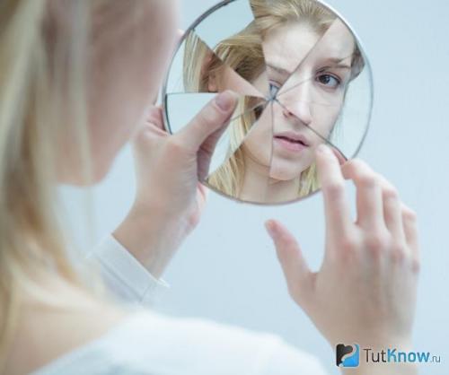 Суперство или реальность: разбитое зеркало — плохая примета 02 Суперство или реальность: разбитое зеркало — плохая примета 02