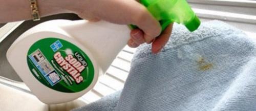 Как вывести пятно ржавчины с белой одежды в домашних условиях. Профилактика пятен от ржавчины на одежде 02