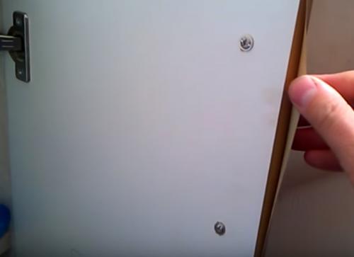 Испортила фасад кухни, что делать. Почему так происходит