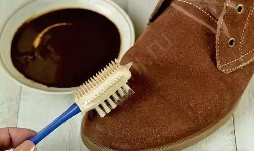 Как почистить замшевую обувь народными средствами. Как почистить замшевую обувь: советы профессиональной домохозяйки