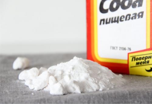 Чем отмыть кухонные шкафы из мдф. Спосо.  Экспресс-чистка и полировка для запущенных случаев (сода + растительное масло)