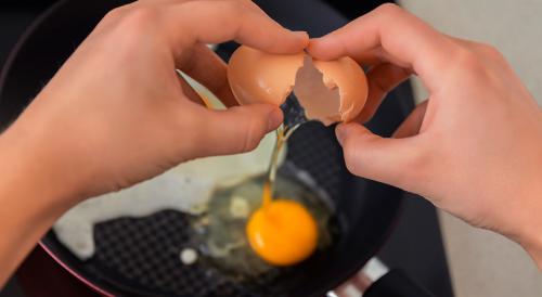 Как сварить яйцо всмятку: пошаговая инструкция для начинающих 02 Как сварить яйцо всмятку: пошаговая инструкция для начинающих 02