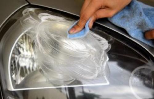 Как убрать царапины с закаленного стекла. Как убрать царапины со стеклянного стола