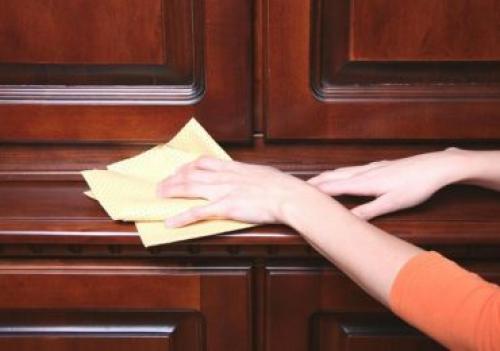 Чем мыть кухню из лдсп. Уход за мебелью из ДСП (ЛДСП)