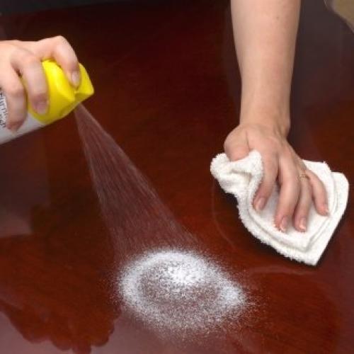 Чем мыть кухню из лдсп. Уход за мебелью из ДСП (ЛДСП)