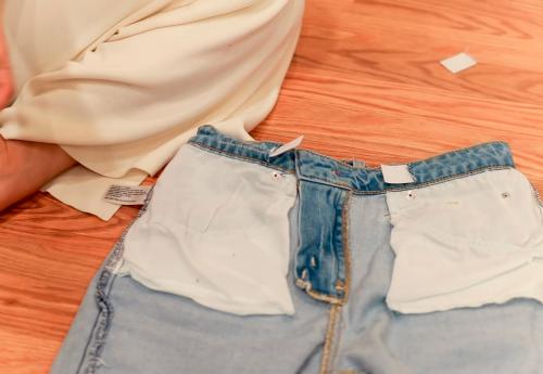 Как уменьшить размер джинсов в домашних условиях. В бёдрах 19