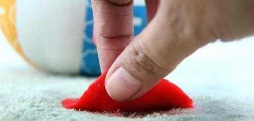 Как убрать слайм с мебели. Как удалить лизуна с различных поверхностей