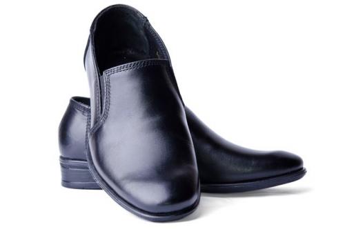 Как почистить экокожу на кровати. Как ухаживать за экокожей