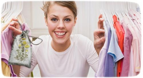 Что положить в шкаф от запаха. Как ароматизировать вещи в шкафу