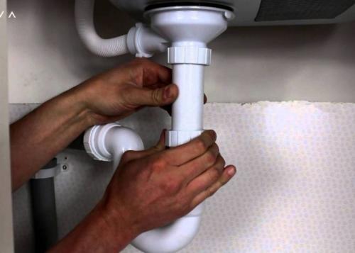 Запах канализации из раковины в ванной. Причины