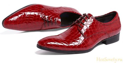 Как убрать царапины и черные полосы с лакированной обуви. Как убрать царапины и потертости с помощью домашних средств 12 Как убрать царапины и черные полосы с лакированной обуви. Как убрать царапины и потертости с помощью домашних средств 12