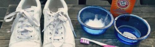 Как убрать черные полосы на цветной обуви. Как и чем убрать чёрные полосы на белой обуви