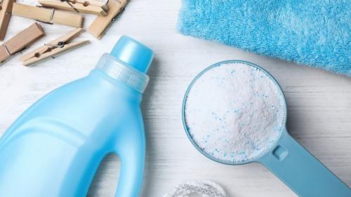 Как использовать стиральные порошки и кондиционеры для удаления пятен. Оптимизация процесса стирки: как сочетание стирального порошка, геля и кондиционера влияет на качество стирки