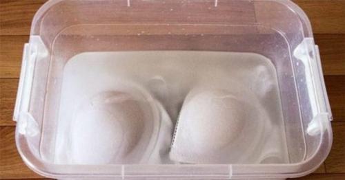 Как отбелить белый бюстгальтер содой. Рецепты по отбеливанию