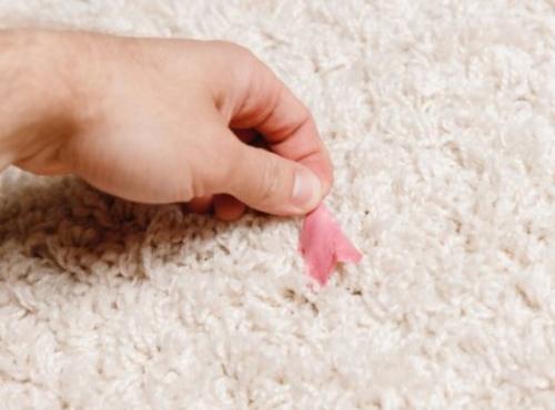 Как отчистить лизуна с обивки дивана в домашних условиях. Как убрать лизуна с дивана 03 Как отчистить лизуна с обивки дивана в домашних условиях. Как убрать лизуна с дивана 03