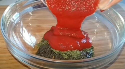 Что приготовить из базилика на зиму. Соус из базилика на зиму – лучшие рецепты заготовки в домашних условиях