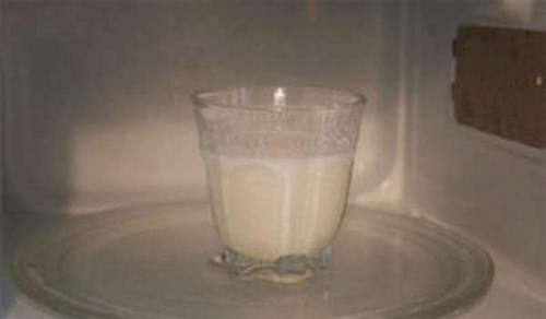 Как вывести старое пятно от гелевой ручки. Выведение свежих пятен с одежды