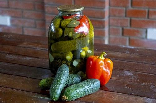 Огурцы, как свежие на зиму. 20 очень вкусных заготовок из огурцов на зиму