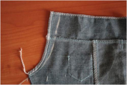 Как ушить брюки на 2 размера. Уменьшаем в талии