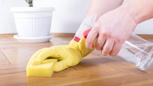 Как убрать акриловую краску. Особенности удаления пятен в зависимости от срока загрязнения