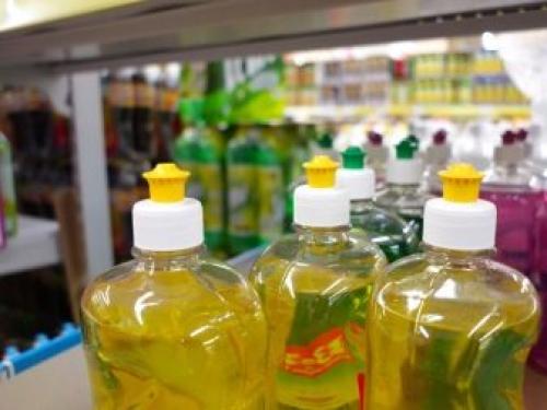 Какая краска отстирывается от одежды. Удаление пятен от краски для волос 10