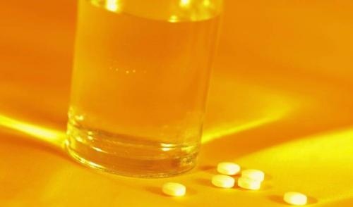 Как отстирать фурацилин. Убираем пятна от фурацилина и серы