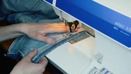 Как ушить джинсы по внутреннему шву. Как заузить джинсы по внутреннему шву