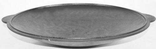 Сковорода гриль с отверстиями. Варианты посуды для готовки на углях