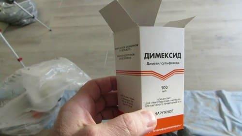 Чем отмыть монтажную пену с волос. Чем можно очистить засохшую пену?