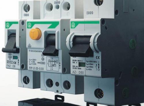 Стиральная машина выбивает автомат при включении в розетку причина. Почему стиральная машина выбивает автомат и как это исправить 03 Стиральная машина выбивает автомат при включении в розетку причина. Почему стиральная машина выбивает автомат и как это исправить 03