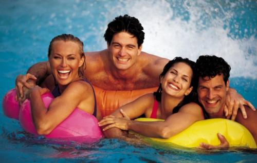 Как заклеить надувной матрас для плавания. Как заклеить плавательный матрас