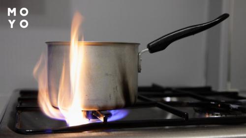 Сгорела эмалированная кастрюля. Как отмыть пригоревшую кастрюлю: инструкции для разных материалов