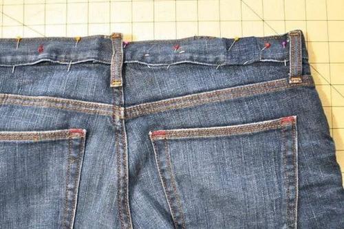 Как ушить джинсы в талии вручную. Алгоритм работы