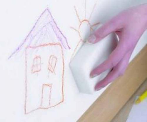 Как отмыть маркер с обоев. Как убрать фломастер с обоев?