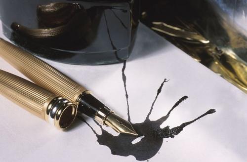 Как удалить пятна чернил с кожаных изделий. Выводим чернила с кожи — поможет подсолнечное масло!