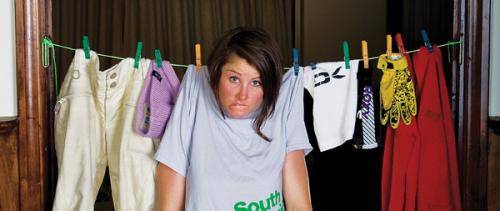 Как быстро высушить белье в микроволновке. Феном или в микроволновке: как быстро высушить одежду