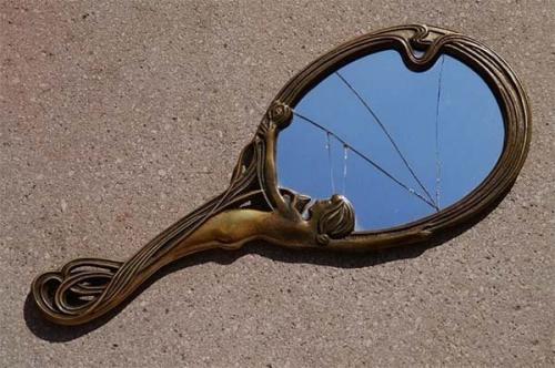 Если подарили зеркало, что делать. Что скрывают зеркала
