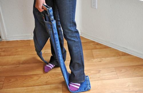 Как растянуть джинсы в ширину. Способы растяжения джинсов в длину и ширину