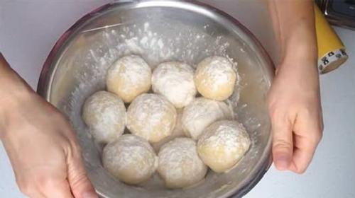 Как украсить торт наполеон в домашних условиях. Рецепт «Наполеона» советского времени в домашних условиях