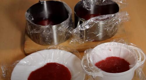 Чем покрыть торт сверху в домашних условиях самое простое. Украшение торта шоколадом: рецепт и способы 21 Чем покрыть торт сверху в домашних условиях самое простое. Украшение торта шоколадом: рецепт и способы 21